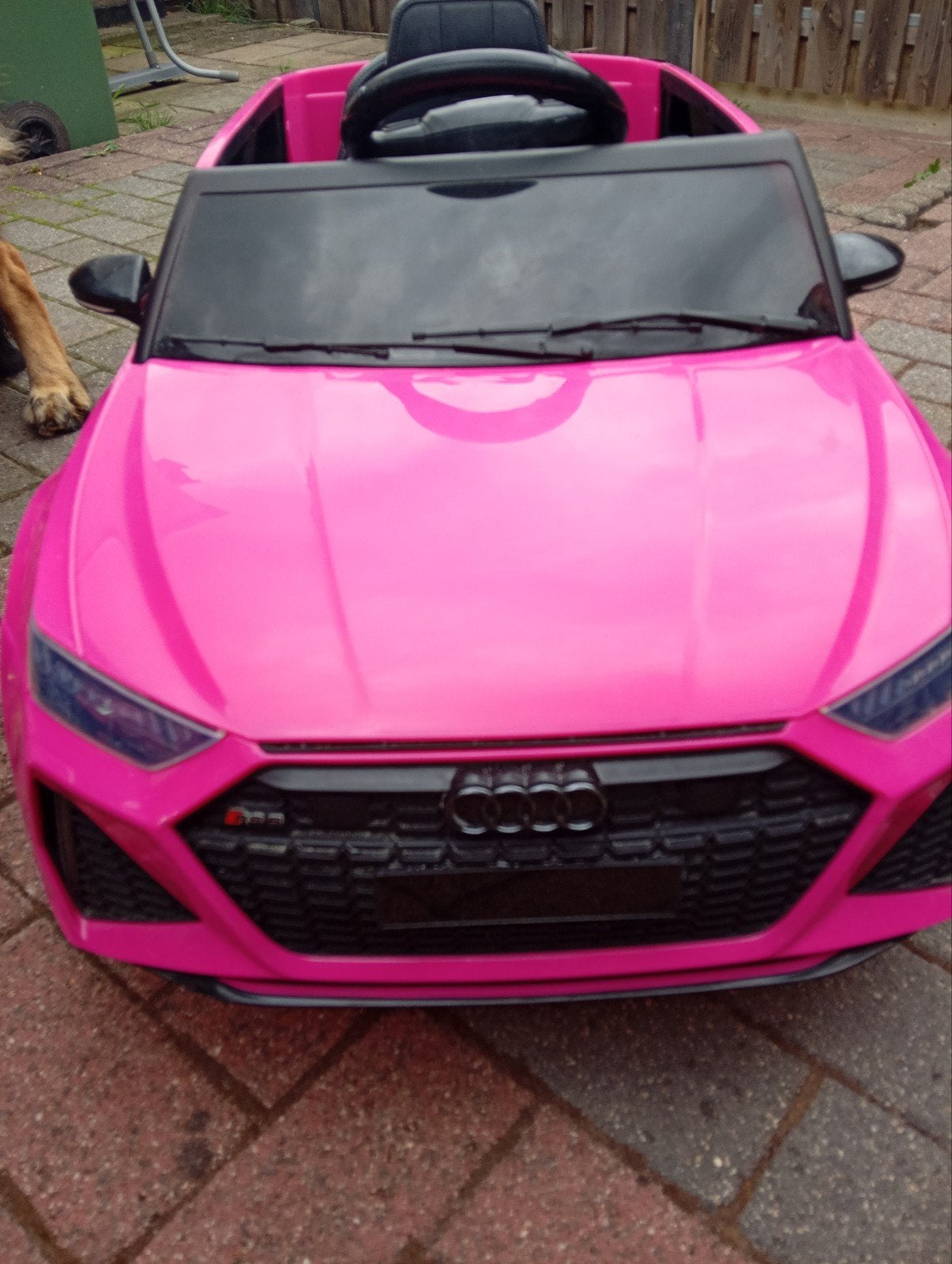 Roze Audi RS6 elektrische kinderauto met afstandsbediening, Ophalen, Gebruikt, Afstandsbediening