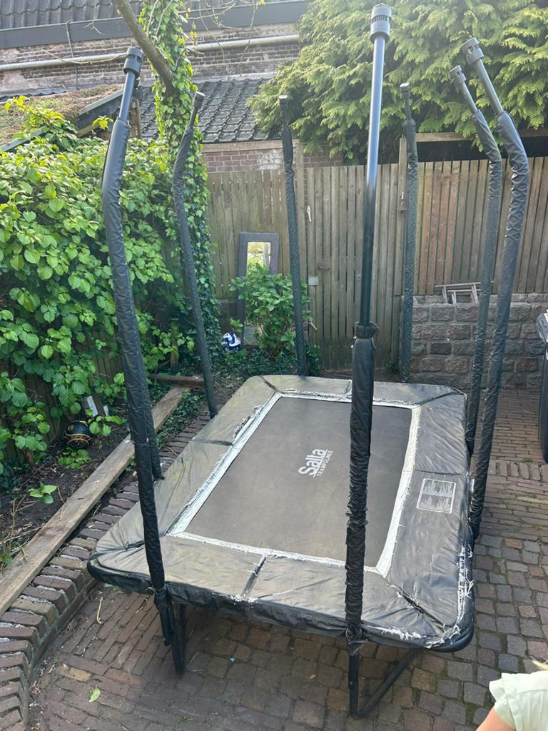 Salta trampoline 153x214, Kinderen en Baby's, Speelgoed | Buiten | Trampolines, Ophalen of Verzenden, Gebruikt