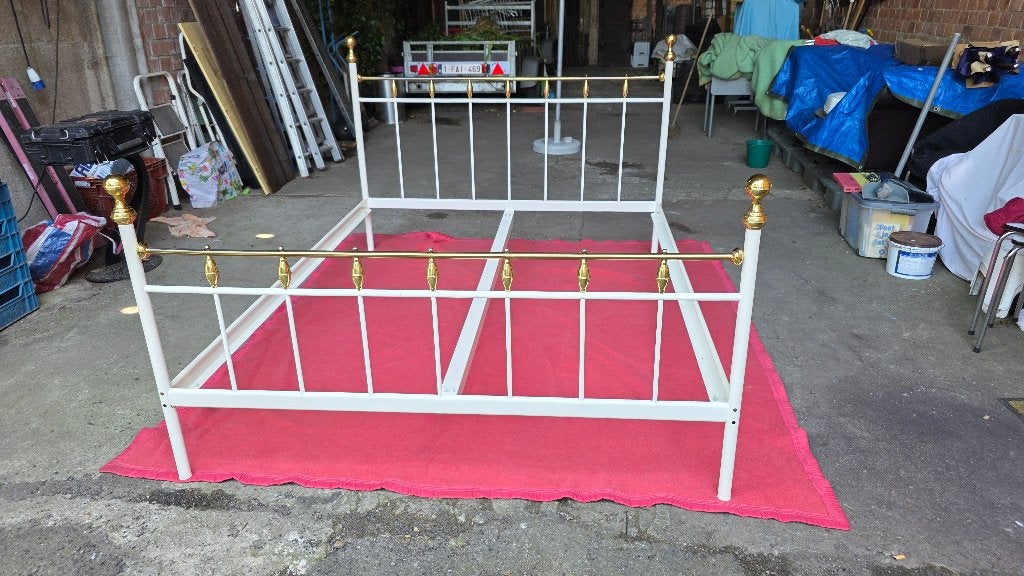 Wit gelakt metalen bed frame 160x200, Huis en Inrichting, Slaapkamer | Bedden, Ophalen, Wit, Vintage, Tweepersoons