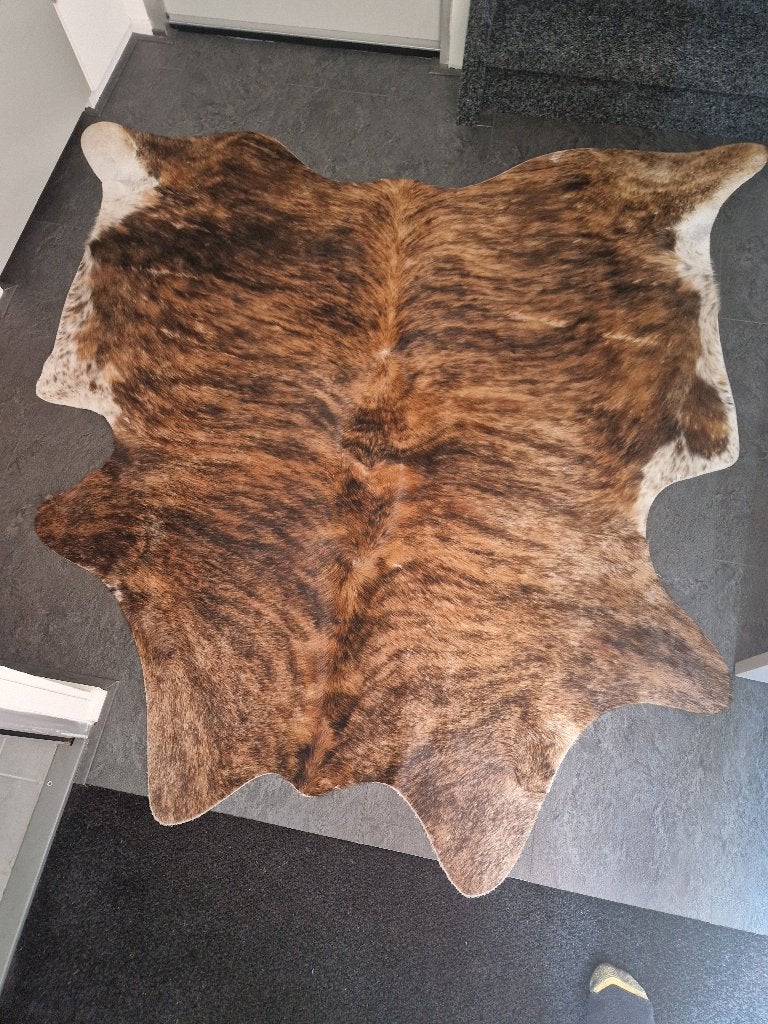 koeienhuid, Ophalen, 100 tot 150 cm, Zo goed als nieuw, Rechthoekig