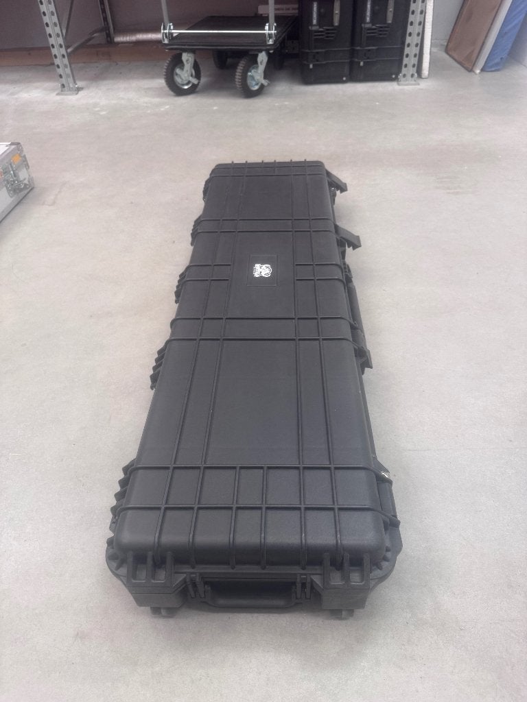 pelican case, Ophalen, Zo goed als nieuw, Licht