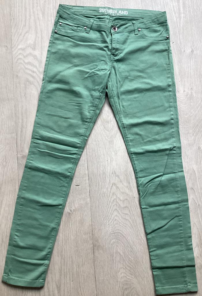 Sutherland Jeans Groen - Maat 38 (M), Ophalen of Verzenden, Zo goed als nieuw, Overige kleuren, W30 - W32 (confectie 38/40)