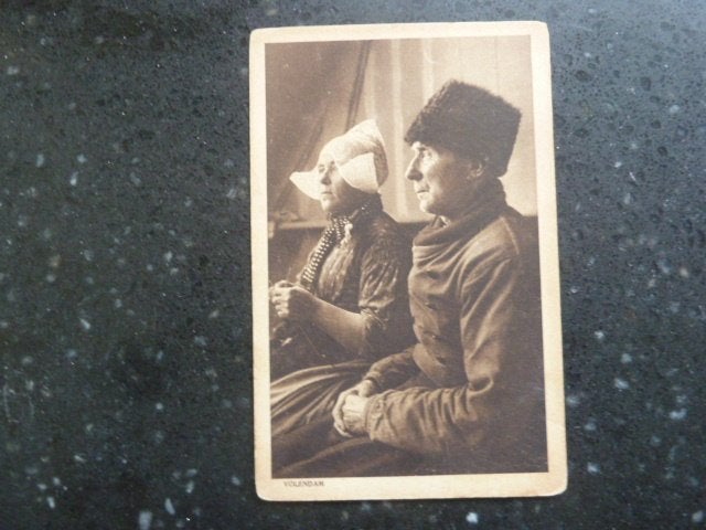 Volendam circa 1925, Ophalen of Verzenden, 1920 tot 1940, Ongelopen, Noord-Holland
