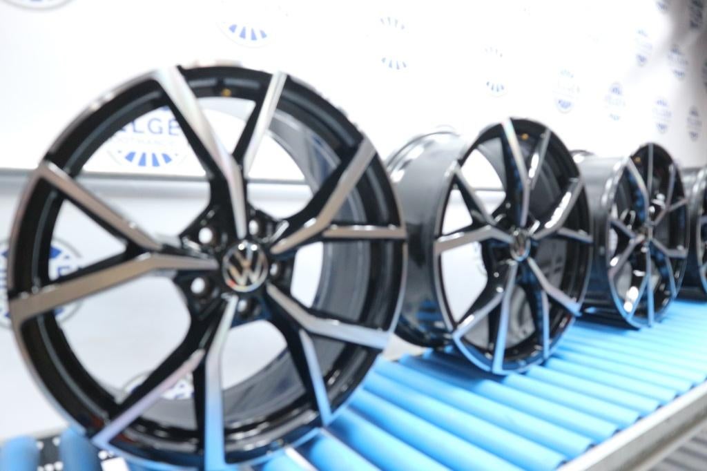 19-inch originele VW Golf 8 Estoril R-Line  velgen 5x112, 19 inch, Velg(en), -, -
