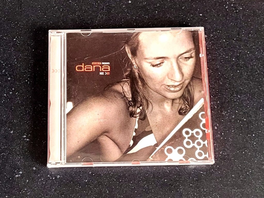 ID&T presents Dana Mix 01  ( Hardstyle / Techno ), Cd's en Dvd's, Overige typen, Ophalen of Verzenden, Zo goed als nieuw, Techno