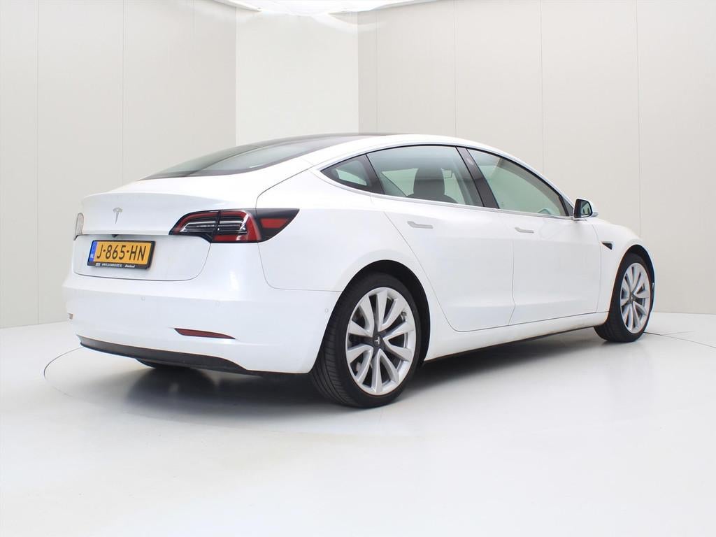 Tesla Model 3 Standard RWD Plus [ AUTOPILOT+19 INCH+60 kWh+P, Automaat, Achterwielaandrijving, Gebruikt, Zwart