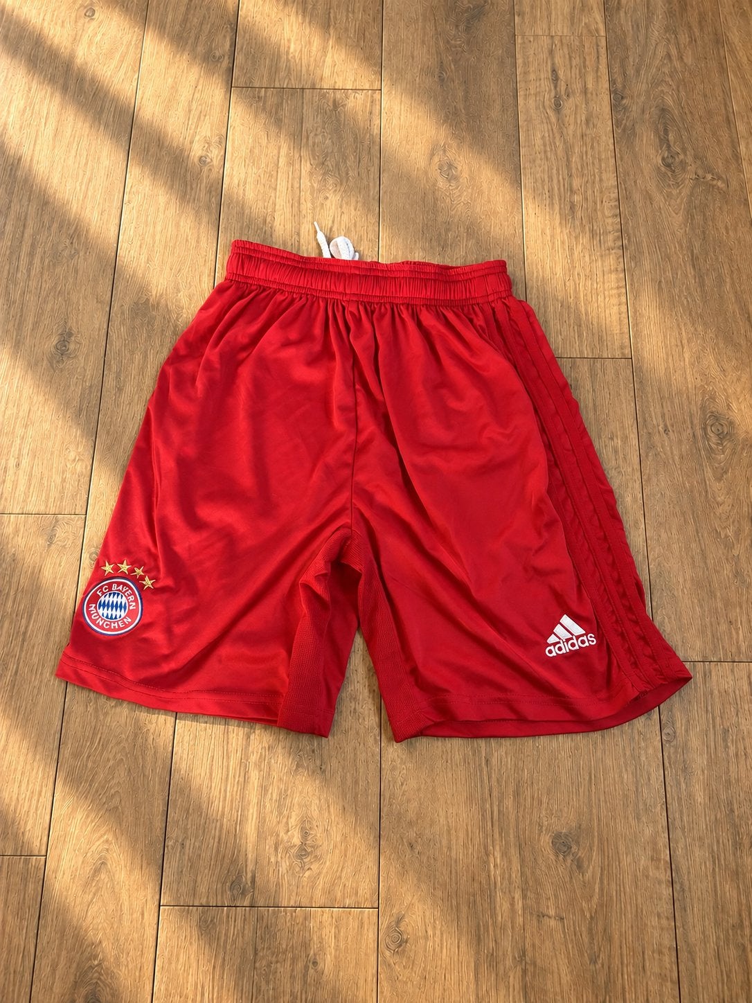 Adidas Bayern München Voetbalbroekje - Nieuw, Maat L, Ophalen of Verzenden, Nieuw, Broek