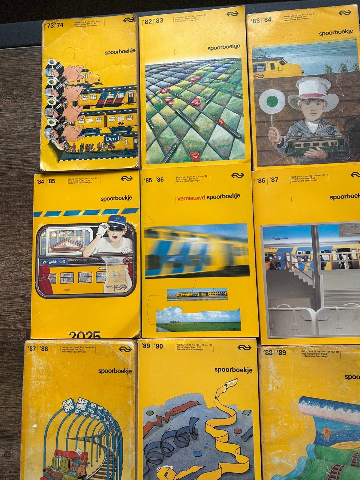 Negen  Nederlandse Spoorwegen spoorboekjes, Verzamelen, Ophalen of Verzenden, Gebruikt, Trein, Overige typen