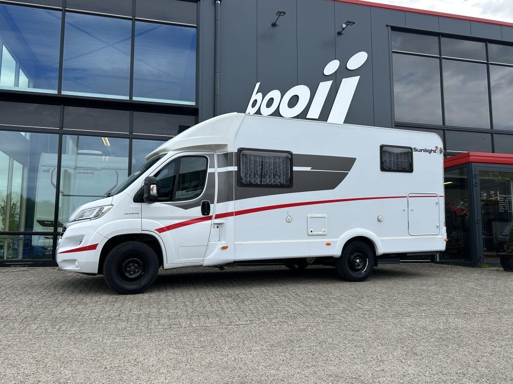 Sunlight T 66 lengtebedden + LPG, Sunlight, Fiat, Tot en met 3, Half-integraal