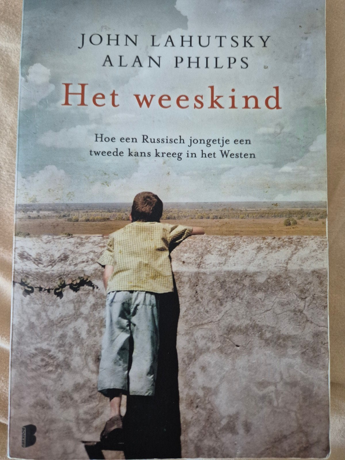 John Lahutsky - Het weeskind, Ophalen of Verzenden, Zo goed als nieuw, John Lahutsky; Alan Philps