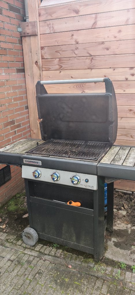 Oude gas BBQ, Ophalen, Gebruikt, Campingaz