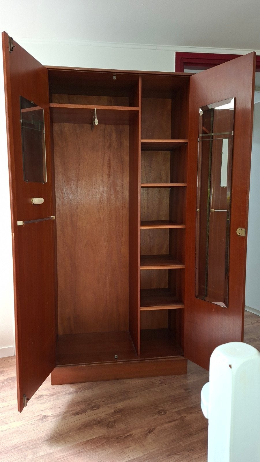 Vintage Kledingkast met Spiegels en Planken, Huis en Inrichting, Ophalen, Met deur(en), Gebruikt, 100 tot 150 cm