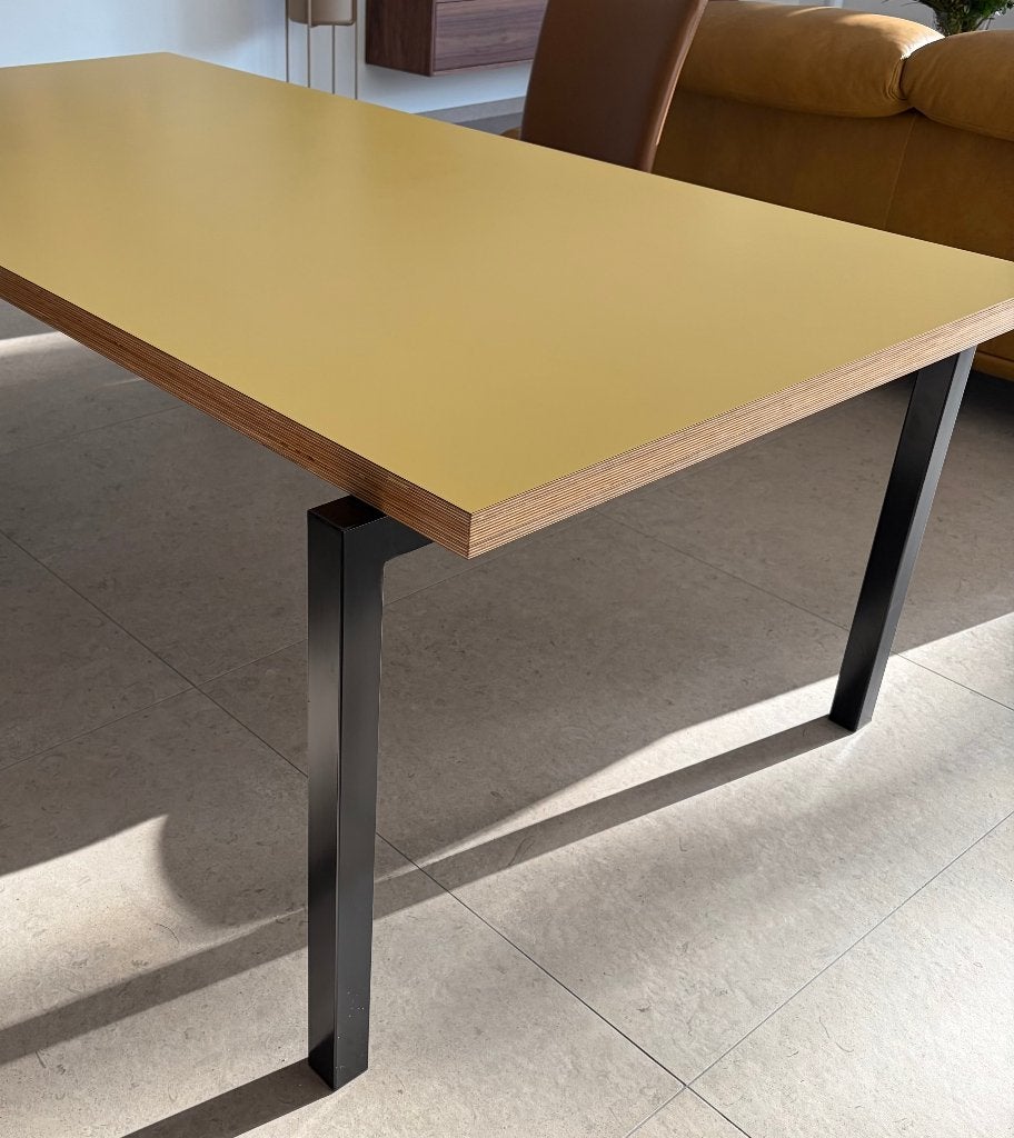 Metaform Guggenheim eetkamertafel 200x100cm, Huis en Inrichting, Gebruikt, 100 tot 150 cm, 200 cm of meer, Vijf personen of meer