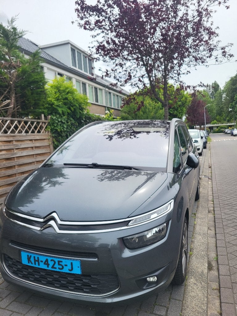 Citroën C4 1.6 Bluehdi 120pk S&S 2016 Grijs, Auto's, Euro 6, 4 cilinders, 7 stoelen, Origineel Nederlands