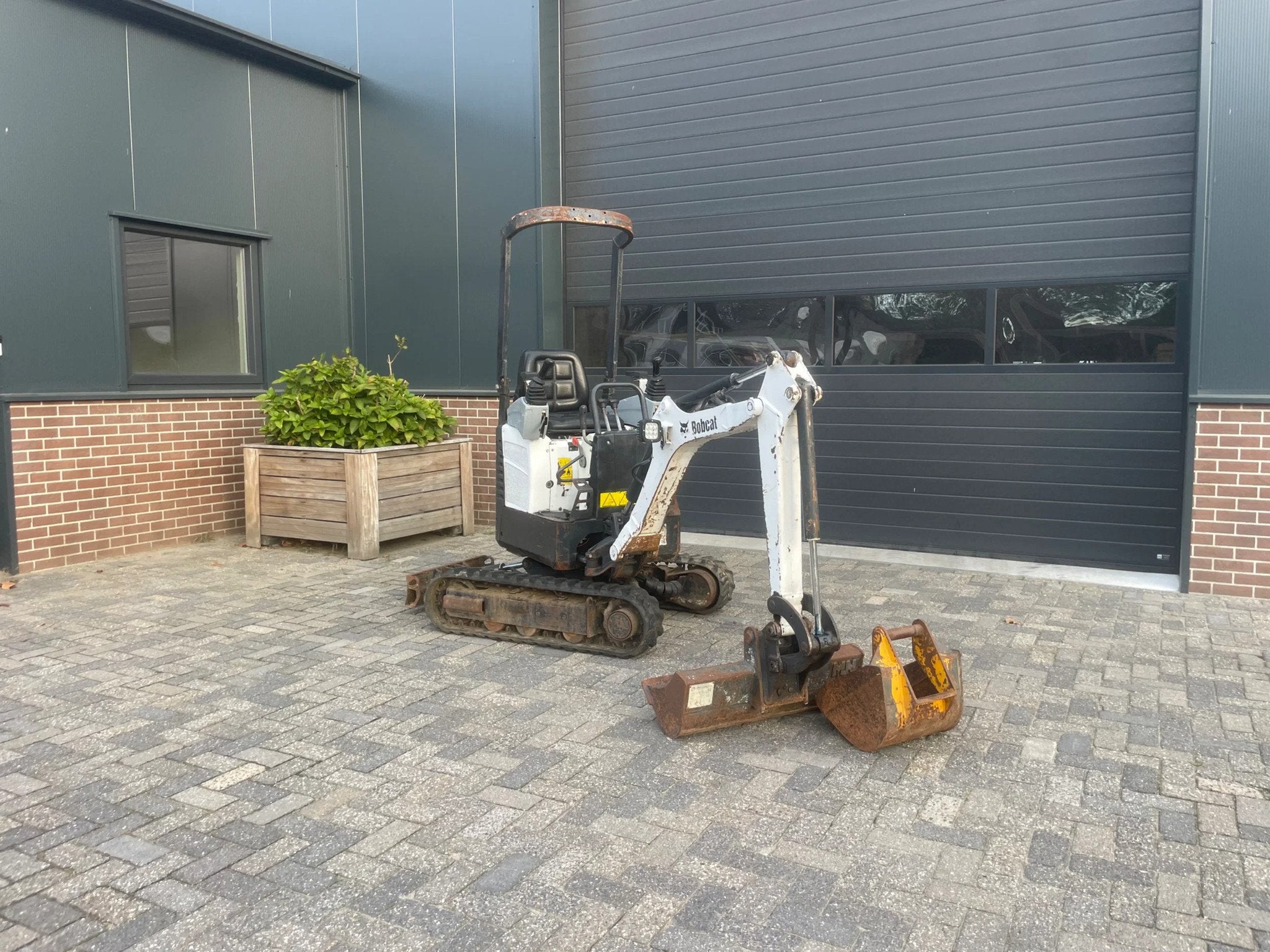 Bobcat E 10 mini graafmachine MARGE - Minigraver Kubota Take, Graafmachine