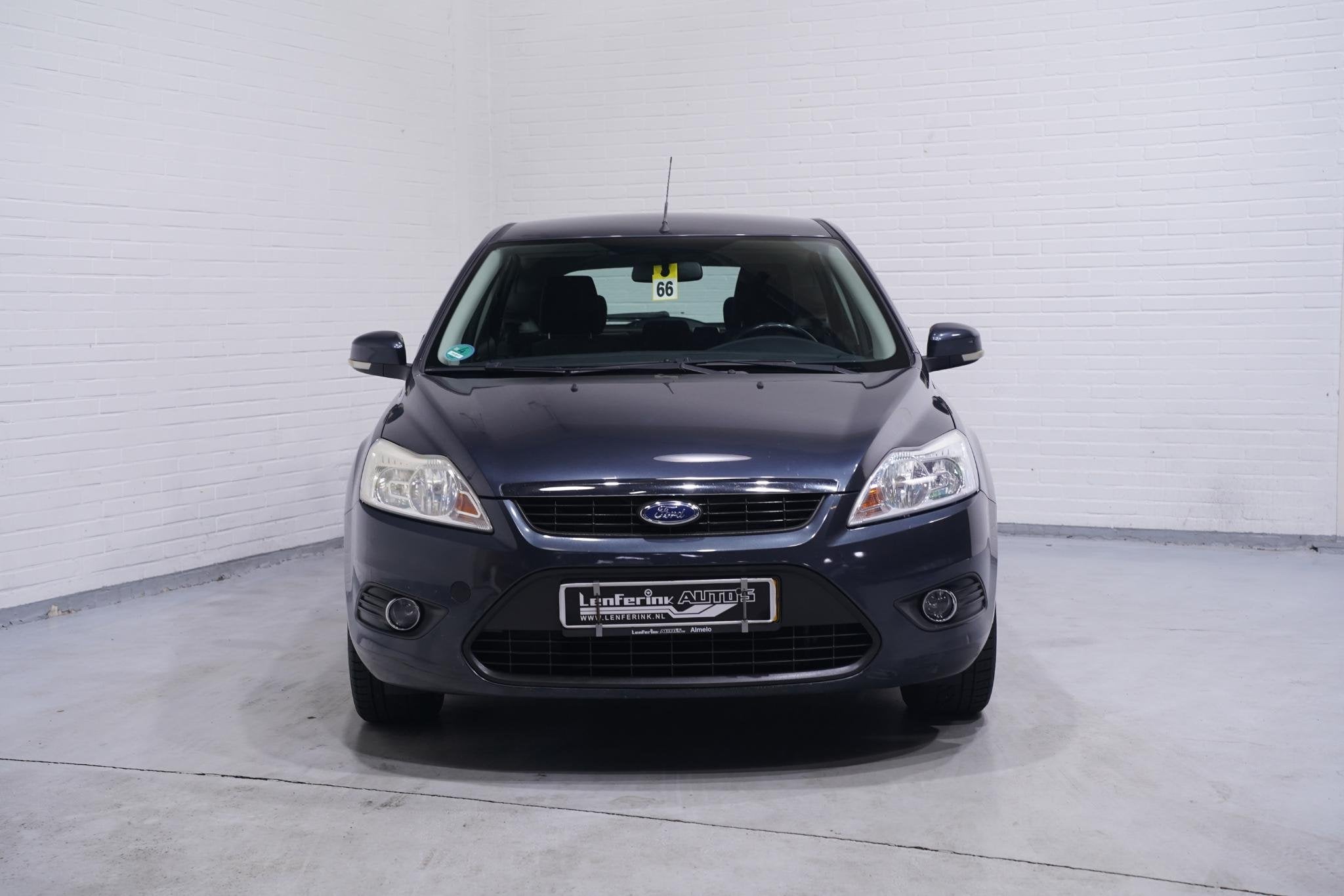 Ford Focus 1.6 Titanium Clima Cruise APK 10/10/2027, Auto's, 1596 cc, Gebruikt, Zwart, 4 cilinders