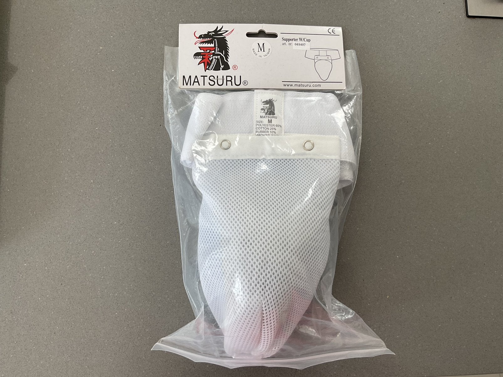 NIEUW!!! Kruisbeschermer/ tok maat M, merk Matsuru., Taekwondo, Vechtsportbescherming, Nieuw, Maat M