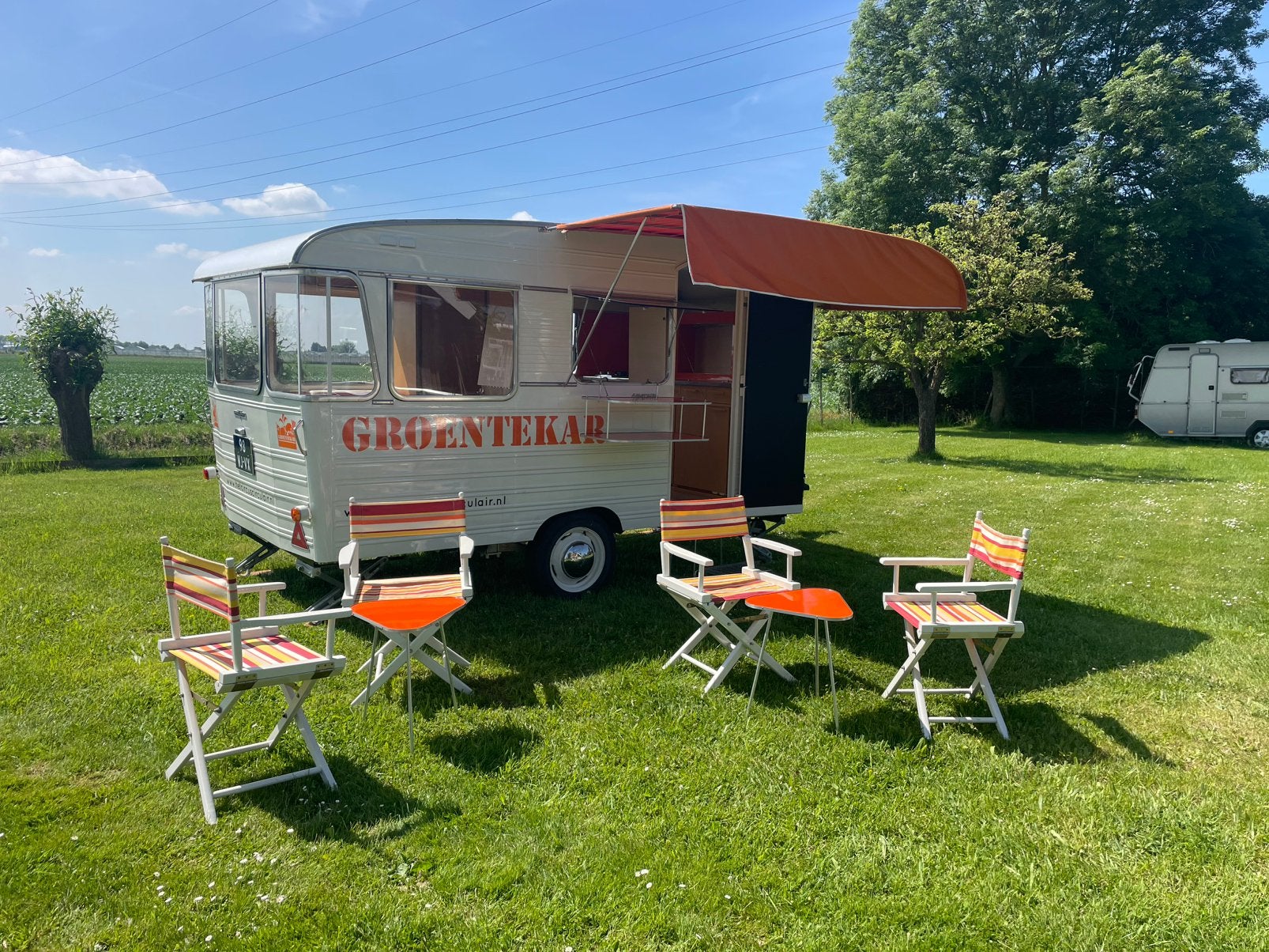 Unieke vintage foodtruck/caravan, Ophalen