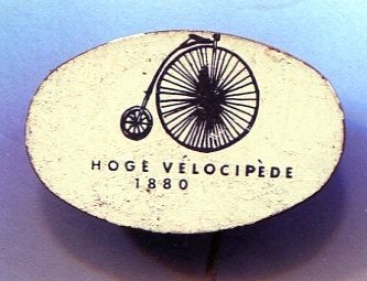 Hoge vélocipède 1880 blik misdruk speldje ( L_068), Verzenden, Zo goed als nieuw, Transport, Speldje of Pin