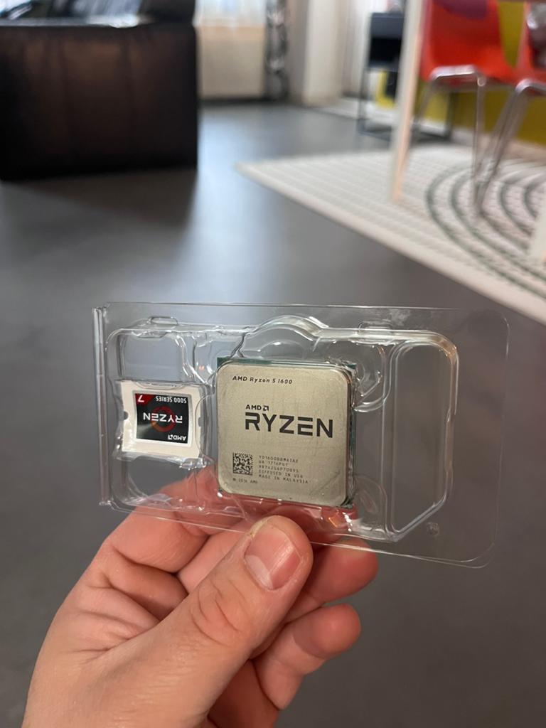 Ryzen, Computers en Software, Processors, Ophalen of Verzenden, Zo goed als nieuw, 3 tot 4 Ghz