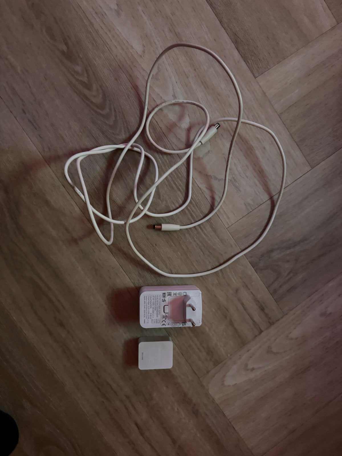 Philips Hue Lightstrip Plus Voeding & Controller, Philips Hue, Ophalen of Verzenden, Zo goed als nieuw, Smart lamp
