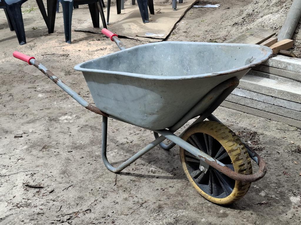 Kruiwagen, Ophalen, Gebruikt, Handmatig, Eenwielig