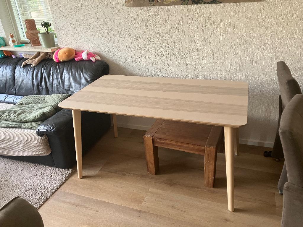 Ikea tafel LISABO, Ophalen, 100 tot 150 cm, 50 tot 100 cm, Zo goed als nieuw