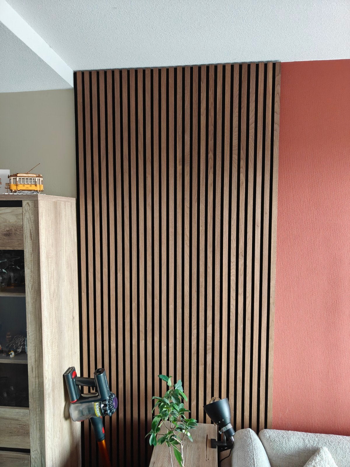 Walnoot houten wandpaneel - Akoestisch, Huis en Inrichting, Woonaccessoires | Wanddecoraties, Hout, Zo goed als nieuw, Bruin, Wandbord of Wandpaneel