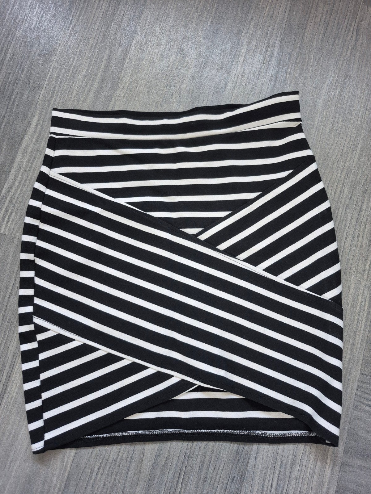 Coolcat gestreepte rok maat M, Kleding | Dames, Rokken, Ophalen of Verzenden