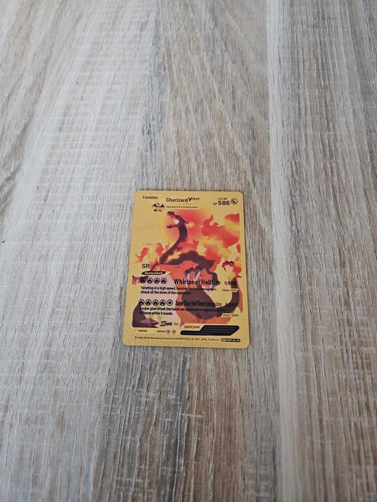 Charizard Vmax Gold metal pokemon card, Ophalen of Verzenden, Zo goed als nieuw
