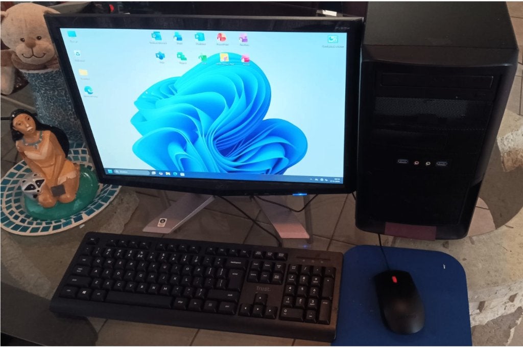 Intel Core i3-7100 @ 3.90Ghz + Windows 11, Complete PC ! !, Ophalen, Met monitor, 8 GB, Zelf gebouwde pc