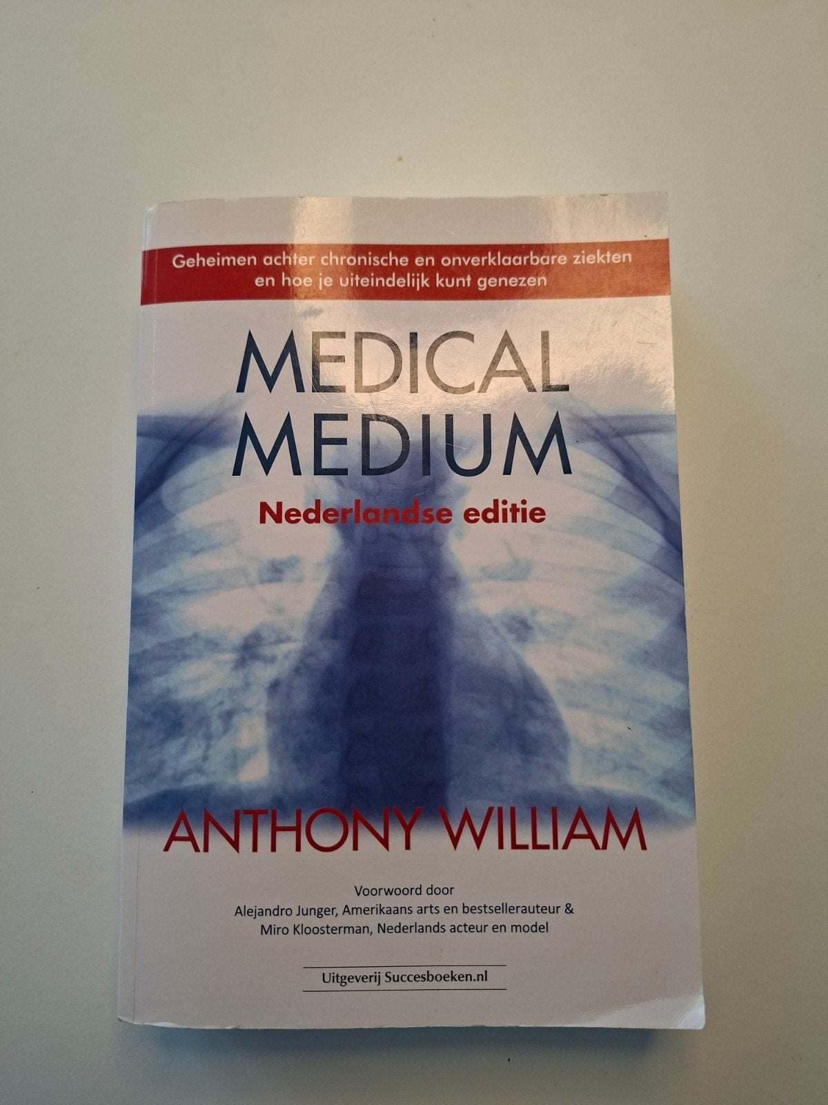 Medical Medium - Anthony William (Nederlandse editie), Boeken, Ophalen of Verzenden, Gelezen, Dieet en Voeding, Anthony William
