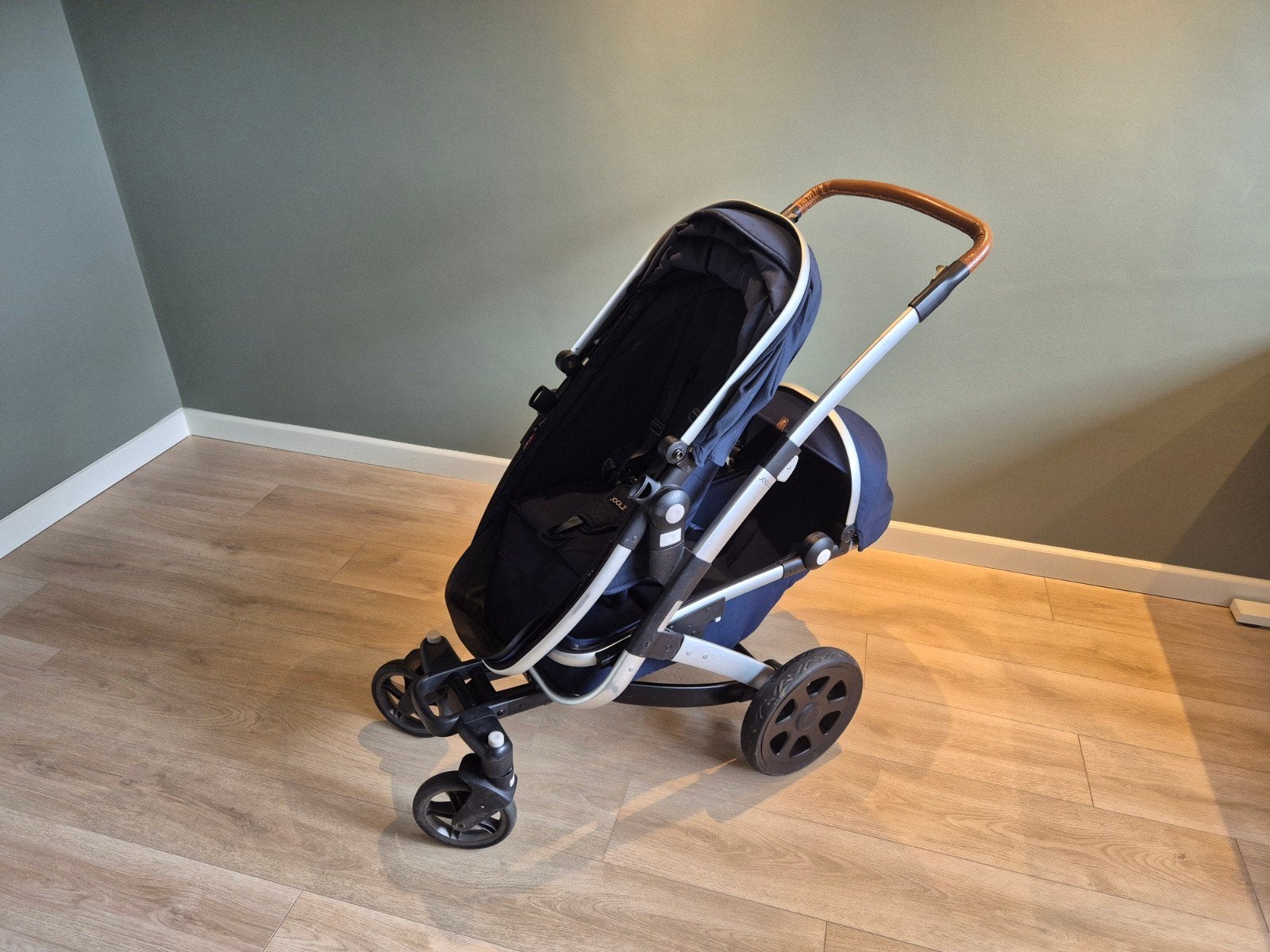 Joolz Day 2 kinderwagen met reiswieg en zitje, Ophalen