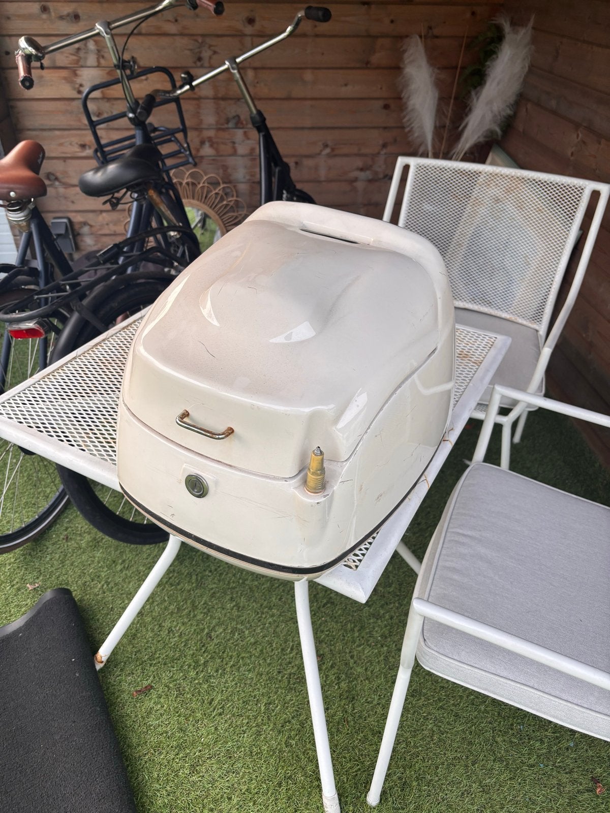 Retro/Vintage scooter koffer / topkoffer - Crème, Fietsen en Brommers, Ophalen of Verzenden, Gebruikt, Koffer