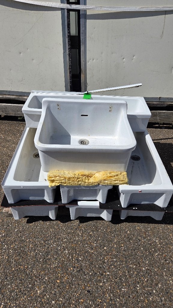 Wastrog stortbakje uitstort gootsteen wasbak ( 078 ), Doe-het-zelf en Verbouw, Sanitair, Ophalen, Gebruikt, Wastafel, Nb