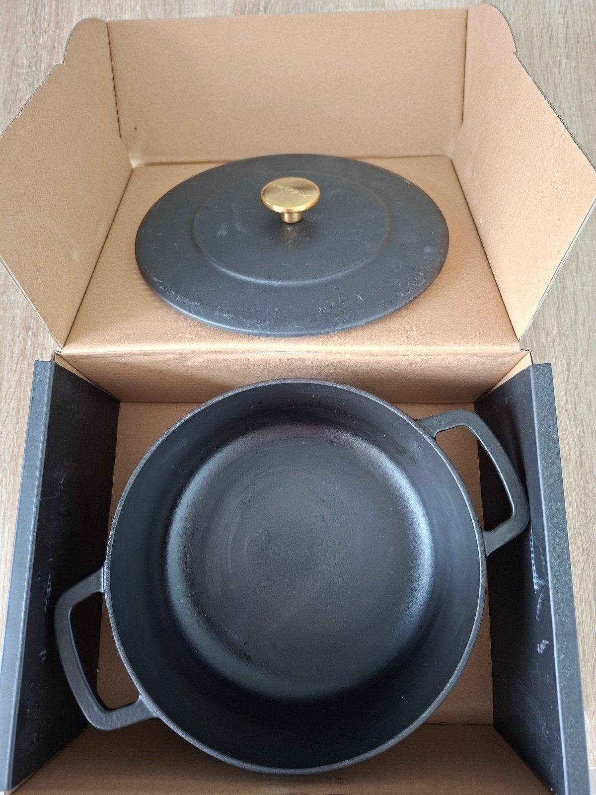 COMBEKK Dutch Oven - Gietijzeren Braadpan 3.8L, Ophalen, Nieuw, Overige merken, Braadpan