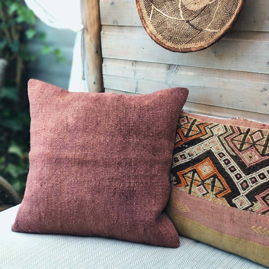 Kelimkussen 60x60 van hennep kelim - Vintage - Bruinroze, Yazgibi, Verzenden, Handgemaakt, Vierkant