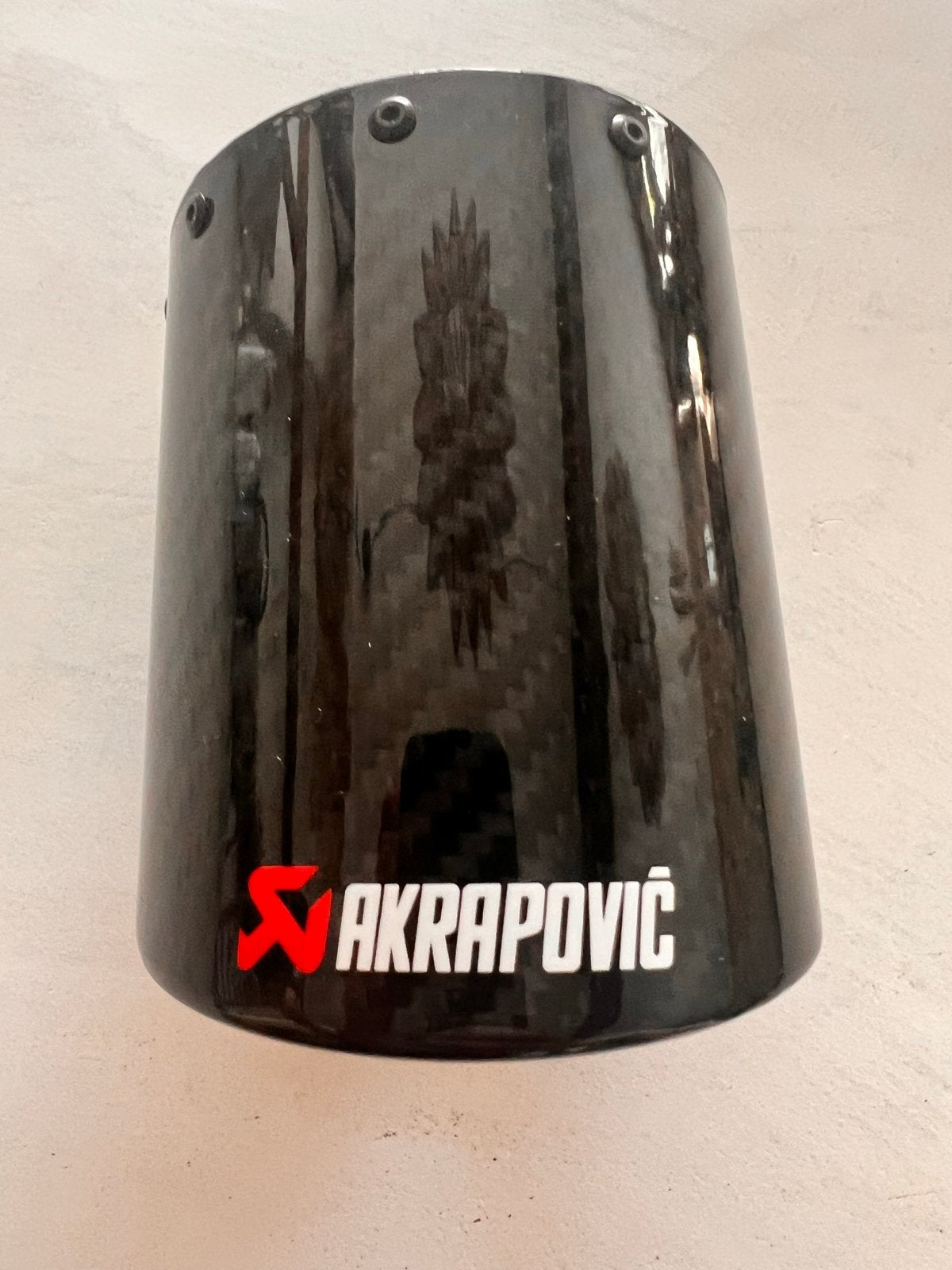 Origineel Akrapovič carbon uitlaatsierstuk TP-CT/10