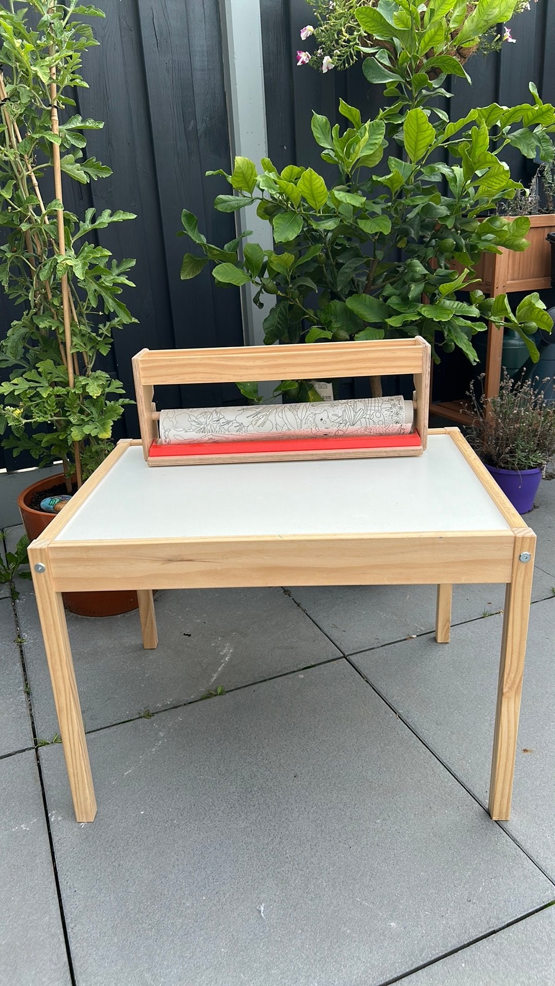 GRATIS IKEA tekentafel + papierrol/houder, Ophalen, Zo goed als nieuw, Stoel(en)