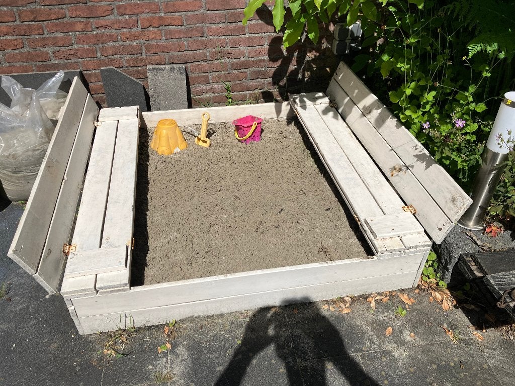 Houten zandbak met banken + inclusief zand 120 x120 cm, Kinderen en Baby's, Speelgoed | Buiten | Zandbakken, Ophalen, Gebruikt