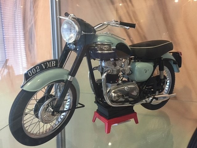 1:6 Triumph Bonneville T120 Vintage Motor Brands in doos, Ophalen of Verzenden, Zo goed als nieuw, 1:5 t/m 1:8, Motor