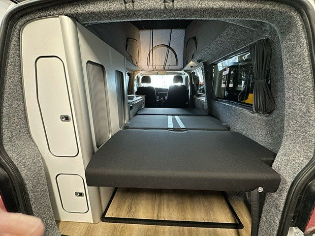 Foto 8 van Volkswagen Transporter T 6.1 2021/Nieuw Lwb 4 Personen
