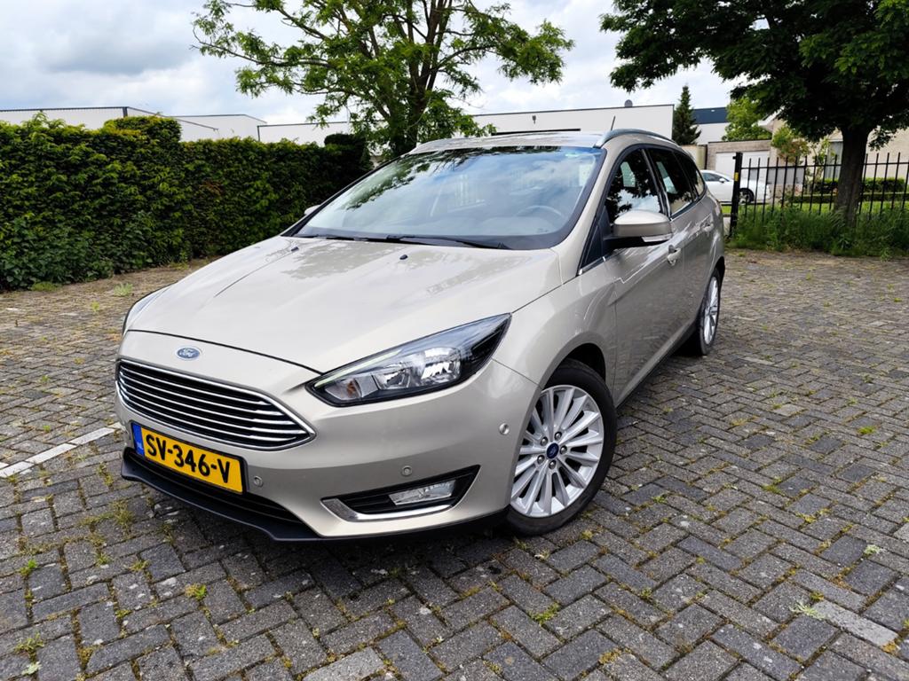 Ford Focus Titanium nieuwe distributieriem 125pk 2018 Grijs, 125 pk, Euro 6, Origineel Nederlands, Handgeschakeld
