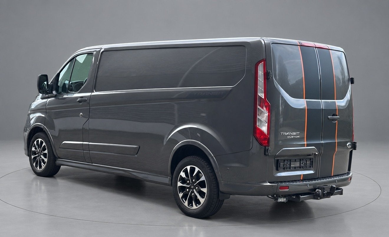 Ford Transit Custom 320 2.0 TDCI L2H1 Sport Camera, Cruise,, 15 km/l, 4 cilinders, Leder, Bedrijf