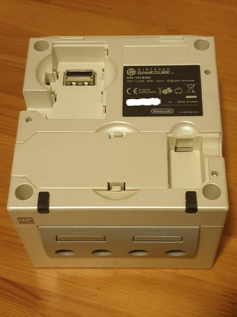 GEZOCHT: Nintendo GameCube Klepjes, Spelcomputers en Games, Spelcomputers | Nintendo GameCube, Gebruikt, Wit, Zonder controller