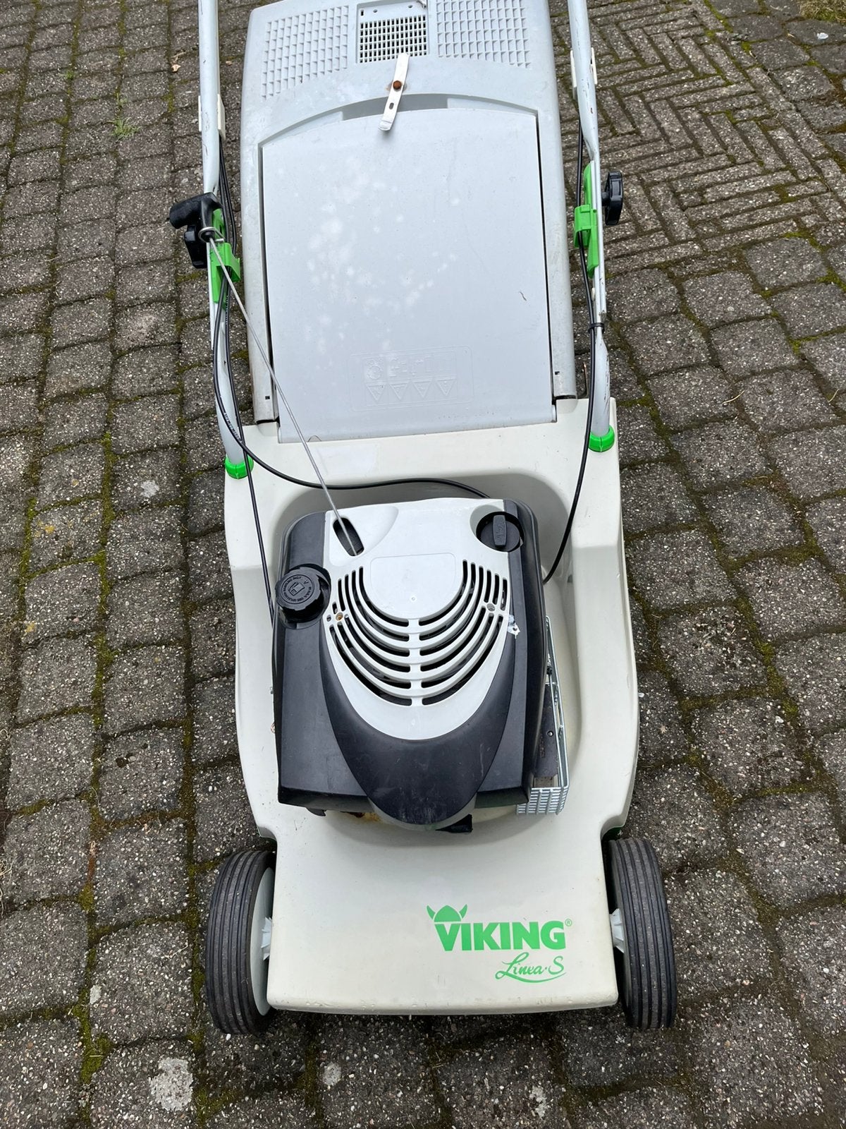 2 x Viking grasmaaiers  inruil  120 euro samen., Tuin en Terras, Grasmaaiers, Ophalen of Verzenden, Zo goed als nieuw