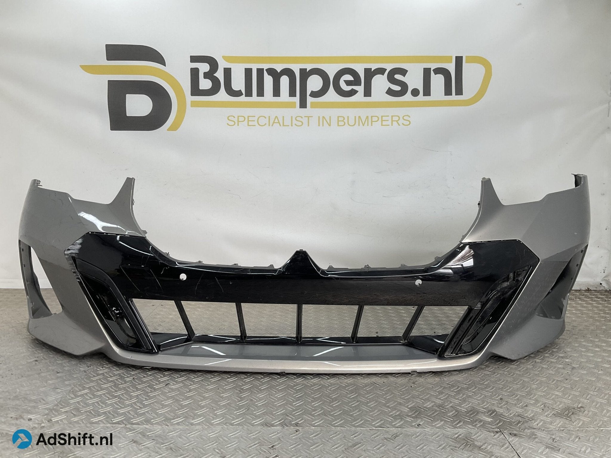 Bumper BMW 5 G60 G61 M-Pakket MPakket 23- 51118084653 Voorbu, Bumper