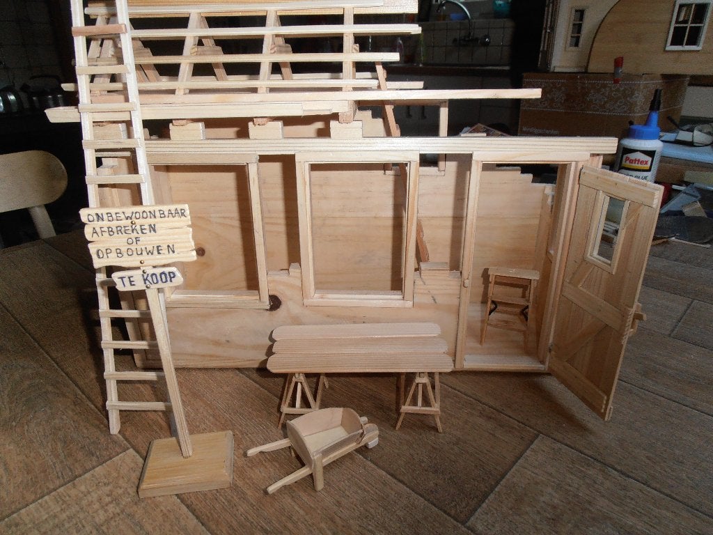 Poppenhuisje /  bouwval te koop, Ophalen of Verzenden, Nieuw, Poppenhuis