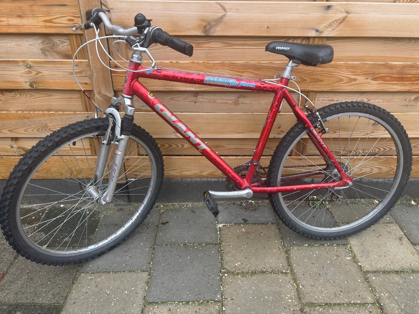 Giant boulder alu shock met lichtgewicht aluminium frame 26”, Ophalen, Zo goed als nieuw, Giant