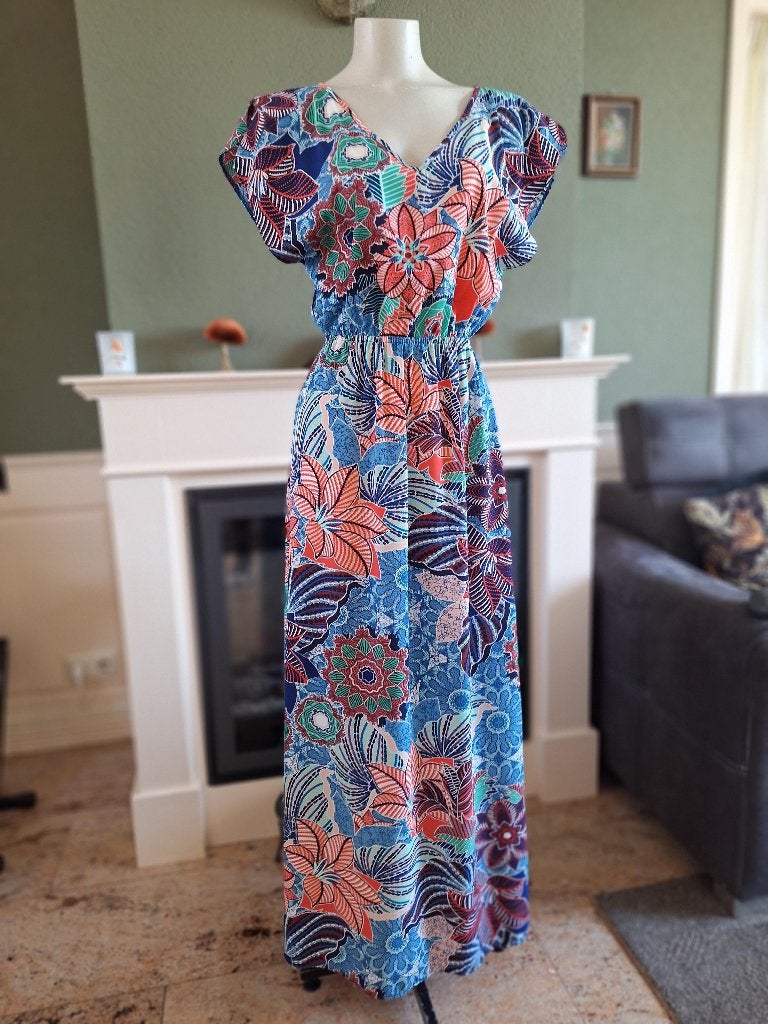 Vintage love mooie kleurrijke lange jurk M 38, Kleding | Dames, Maat 38/40 (M), Zo goed als nieuw, Vintage Love, Onder de knie